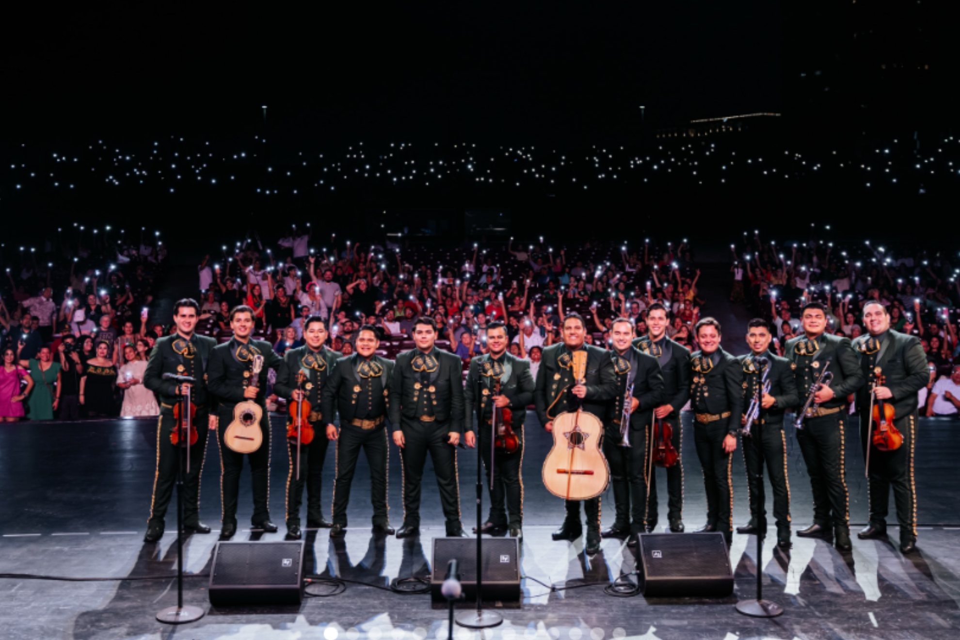 Mariachi Herencia de México's performance before the game generated mixed reactions on social media during a special night for the Latino community in Chicago. instagram@mariachimonumentaldemexico