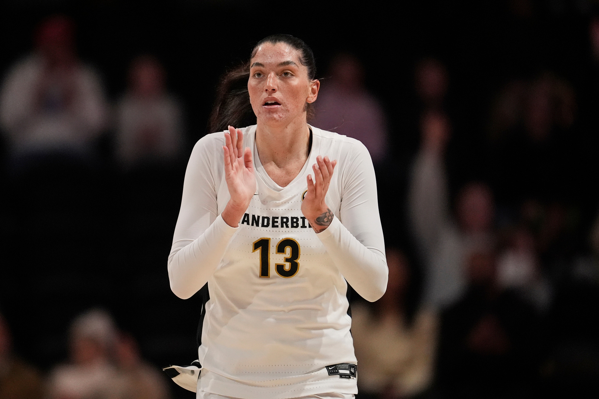 Justine Pissott competes for Vanderbilt in the NCAA LAPRESSE
