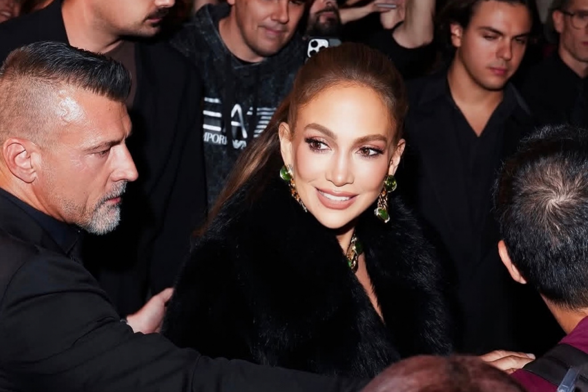 Jennifer Lopez was not exactly surprising fans with her attitude at Stella McCartney’s fashion show