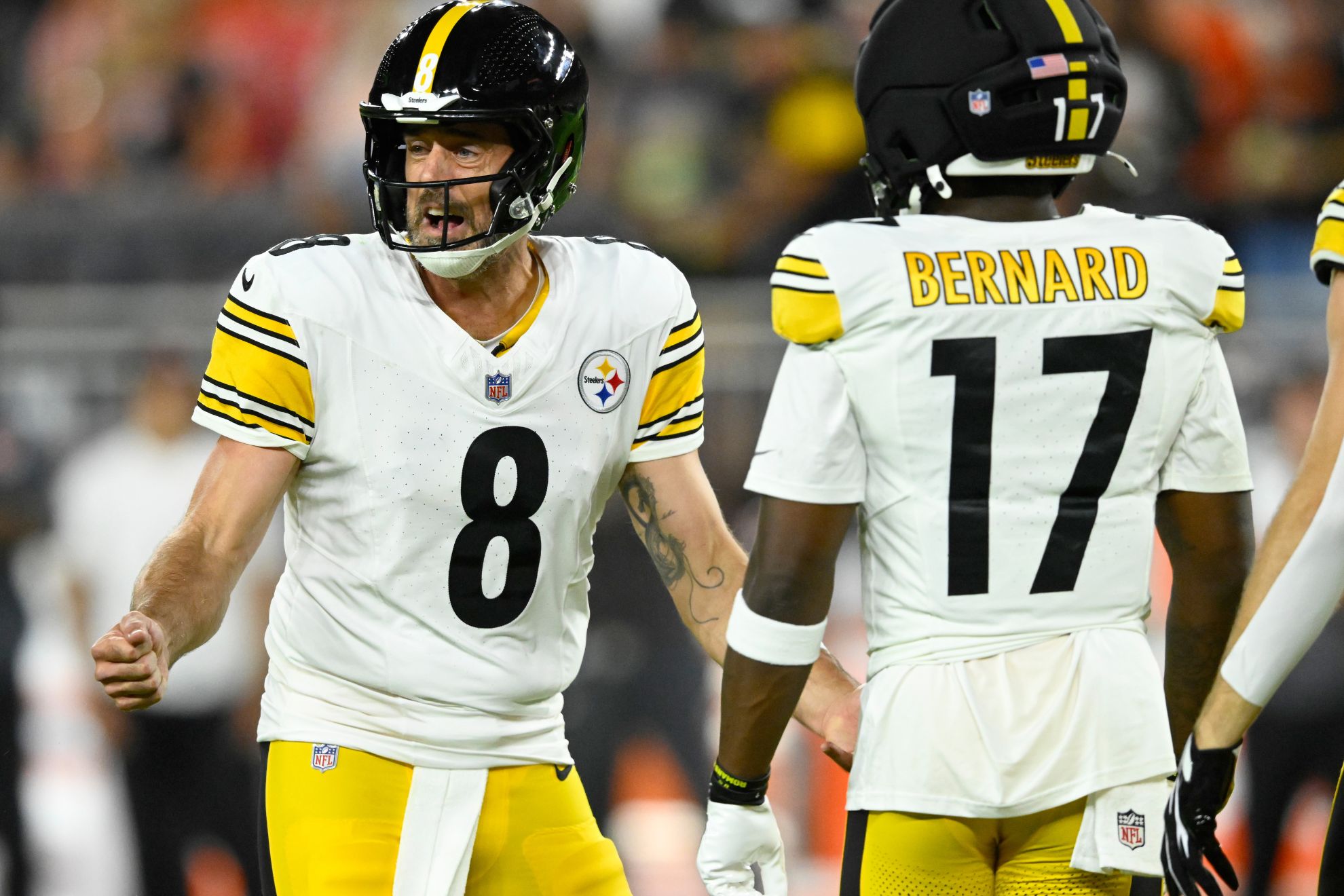Pittsburgh Steelers quarterback Aaron Rodgers