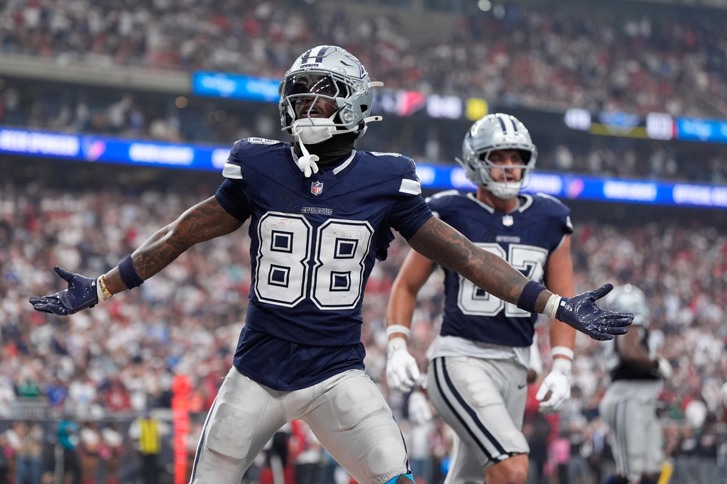 Dallas Cowboys wide receiver Ceedee Lamb celebrates his touchdown. LAPRESS