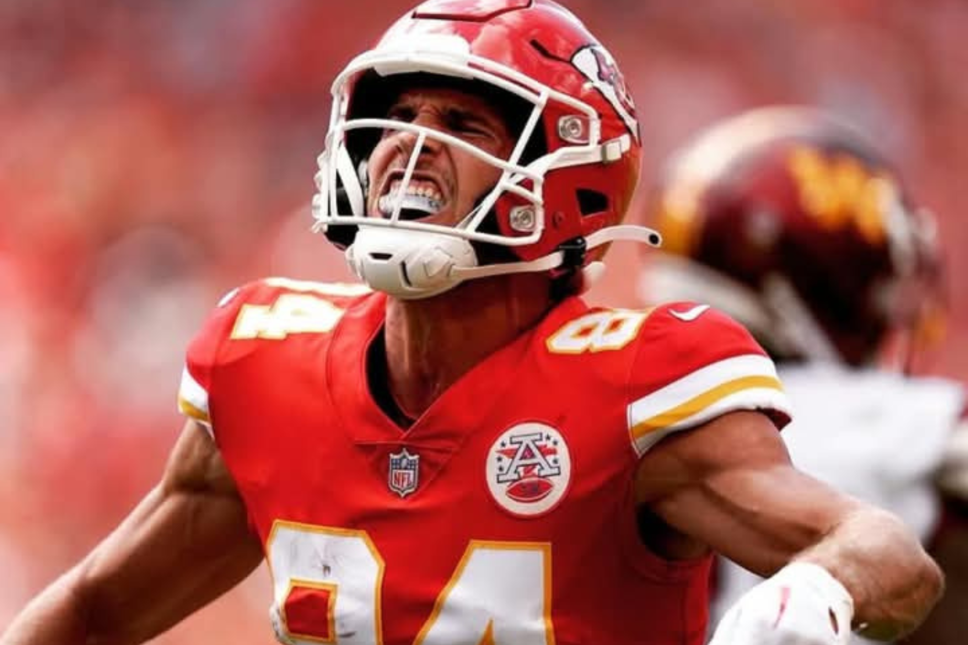Justin Watson returns to Kansas City to bolster the receiving corps after Tyquan Thornton's injury, and his former teammates were quick to welcome him back. instagram@jwat