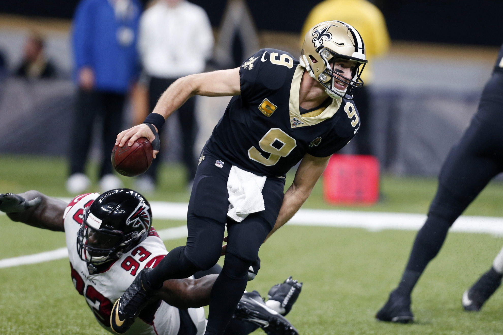 Allen Bailey (93) makes a tackle in action for the Atlanta Falcons