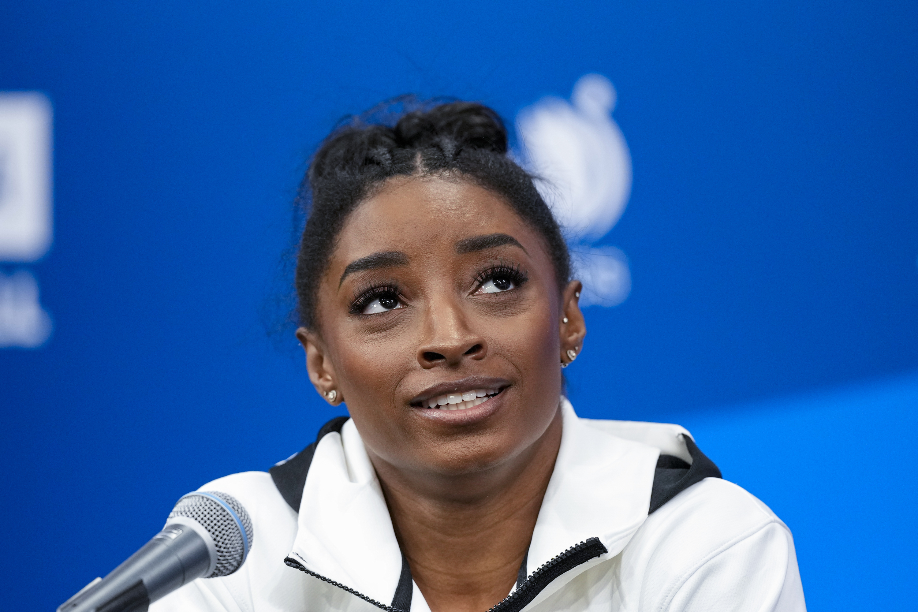 Simone Biles breaks down in tears as she says goodbye to home with Jonathan Owens just 4 days after selling it
