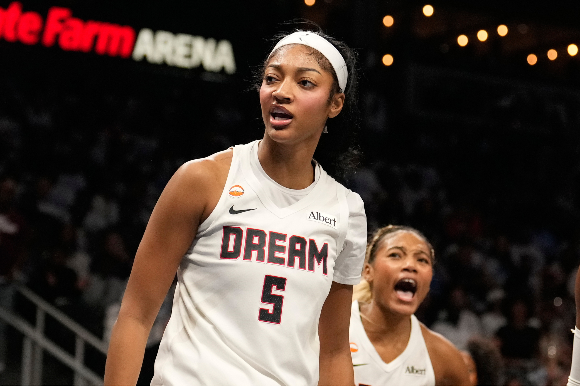 Angel Reese celebrates after blocking a shot during Game 4 of the 2026 WNBA Finals. LAPRESSE