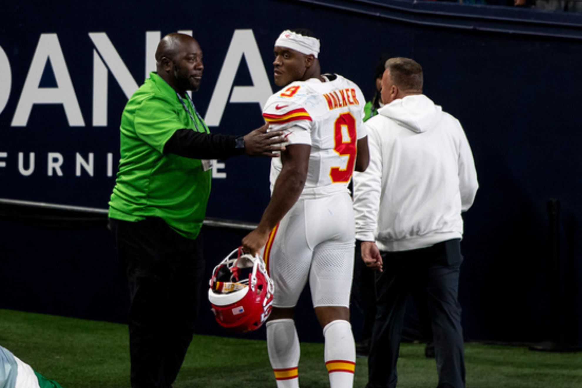 Kansas City Chiefs running back Kenneth Walker III (9) runs to the locker room