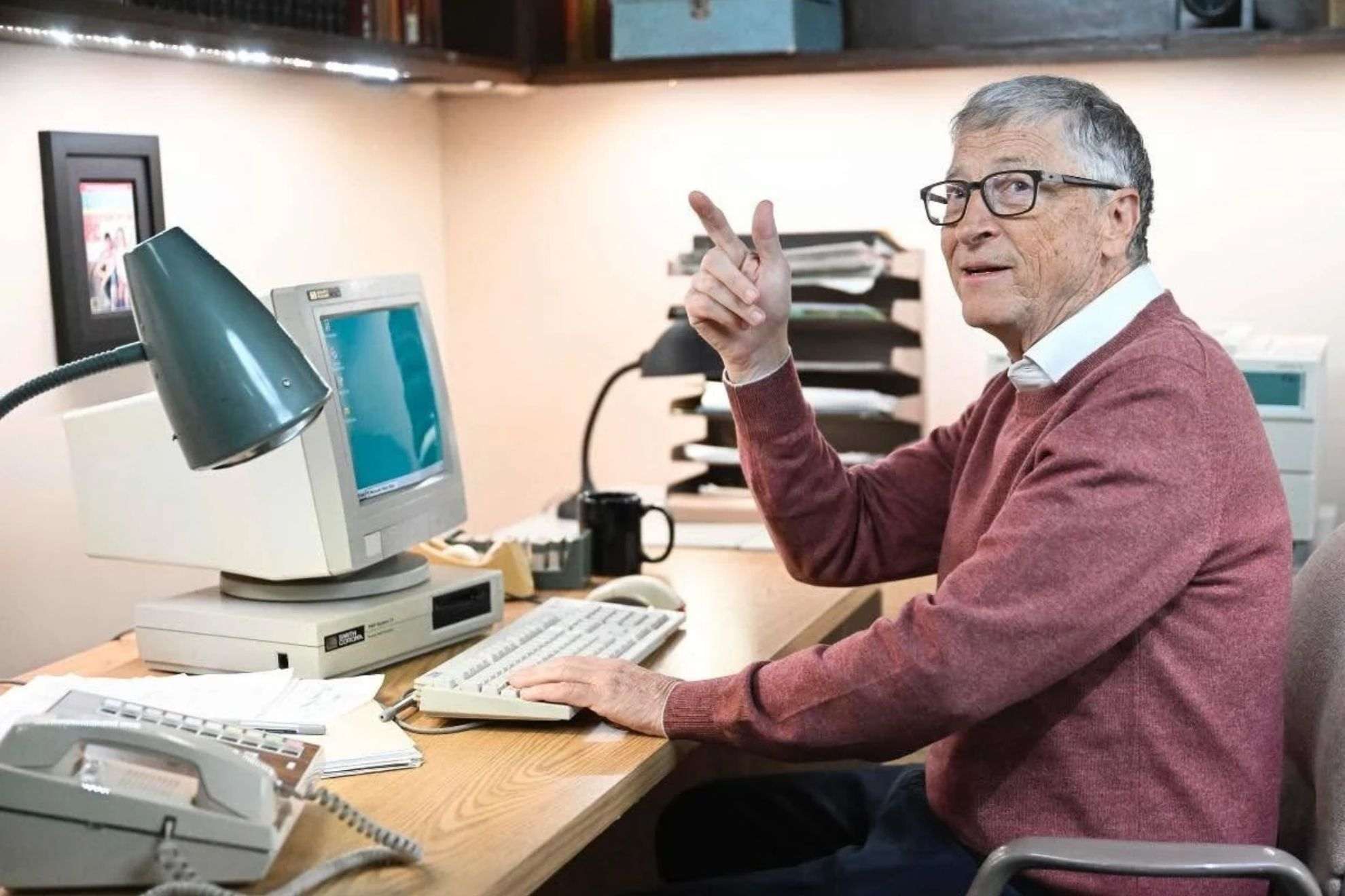 Bill Gates’ AI warning: a more prosperous future could come after 20 years of disruption Facebook