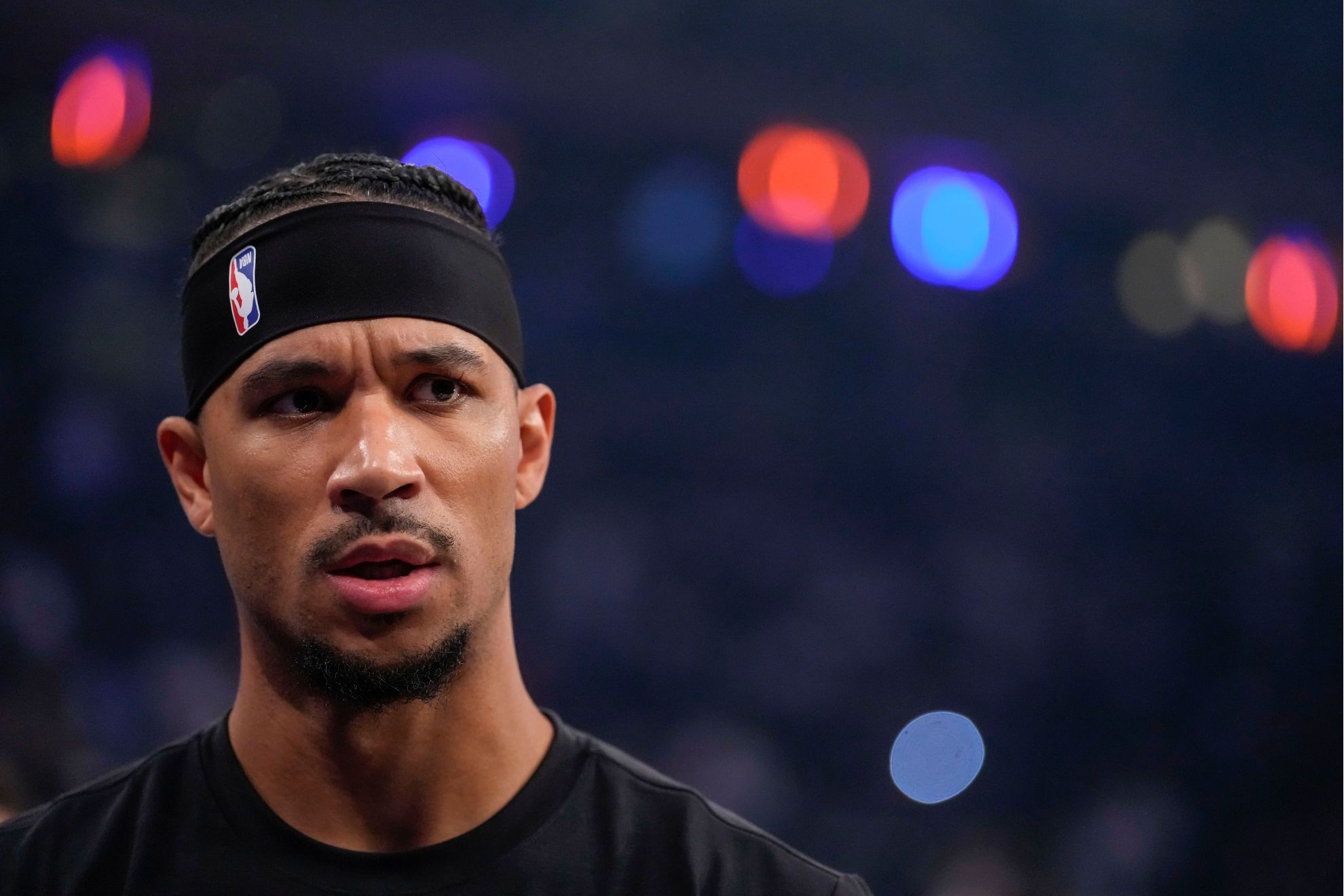 New York Knicks guard Josh Hart (3) warms up before an NBA basketball game